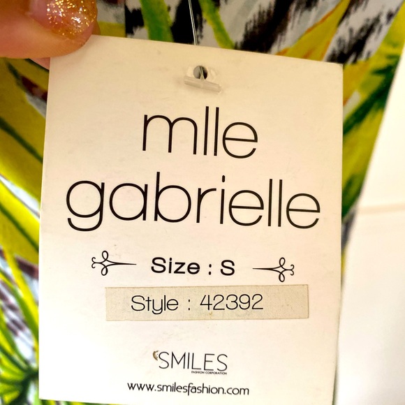 MLLE GABRIELLE🌴FLORAL PRINT🌴 STRETCHY BODYCON SUMMER DRESS SIZE SMALL 🌟NWT🌟 - Picture 10 of 14